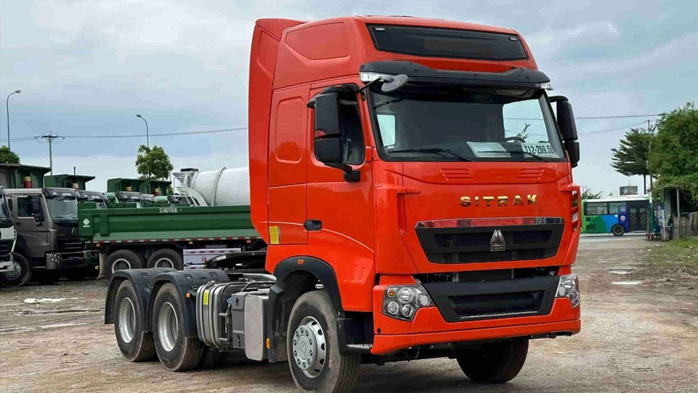 Xe đầu kéo HOWO Sitrak T7H 440