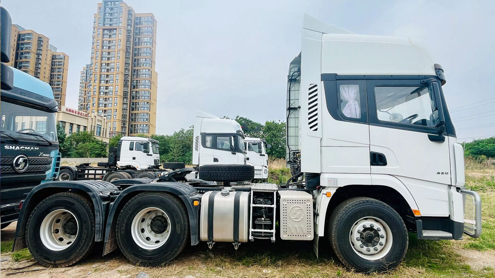 Xe đầu kéo Shacman X3000 420HP